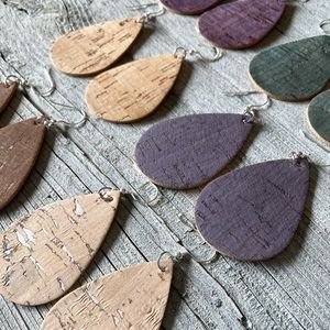 ❤️NEW Pressed Cork/Wood Grain Earrings *6 Colors*
